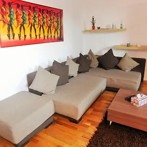 Nicole's 2 Apartament