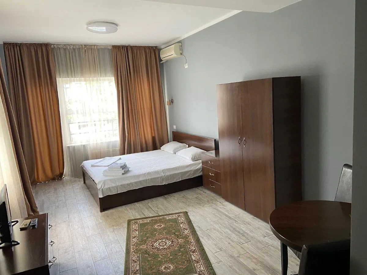 בוקרשט Ave Hotel Victoriei 3*,  רומניה