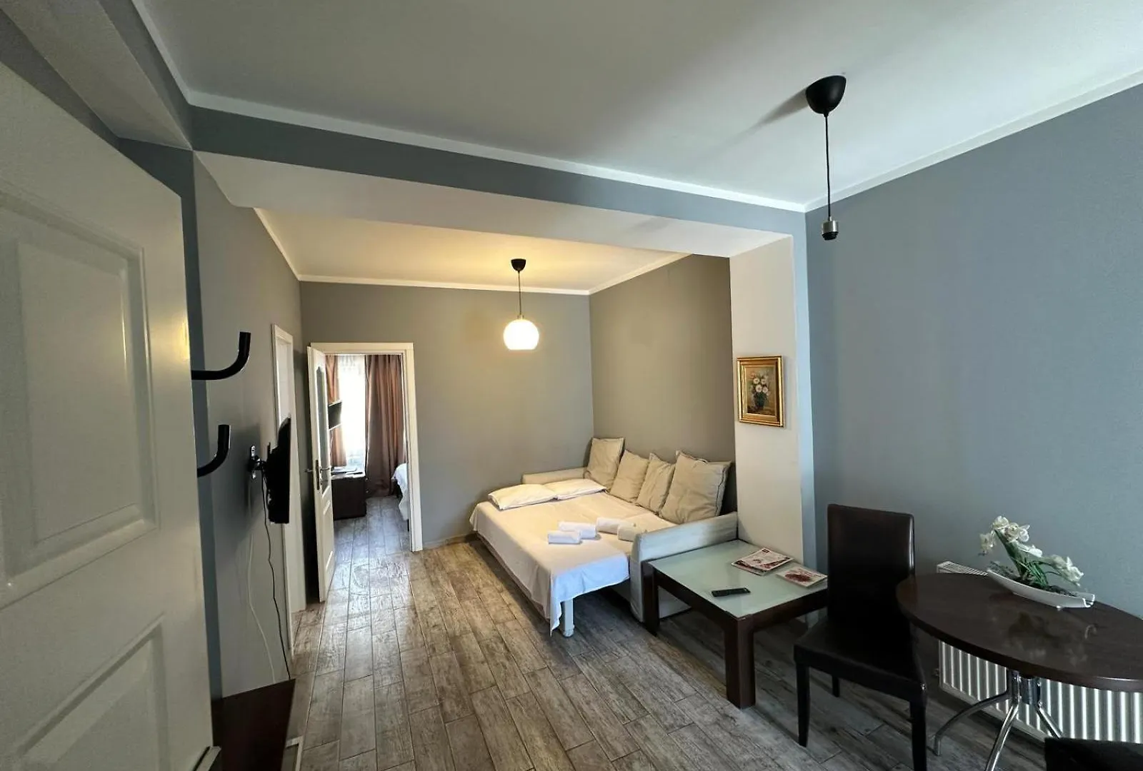 Ave Hotel Victoriei Βουκουρέστι