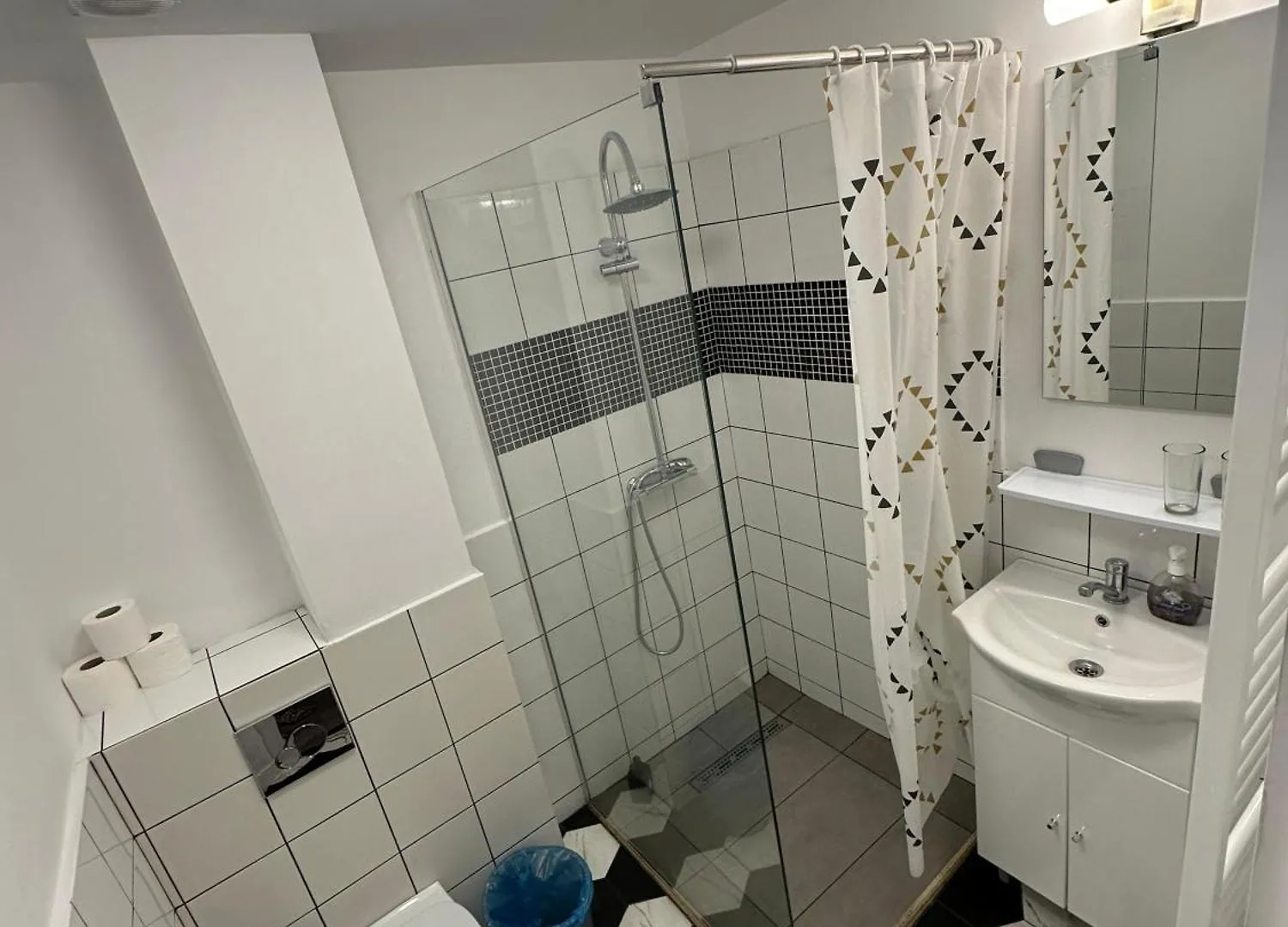 Ave Hotel Victoriei Bukurešť 3*,  Rumunsko